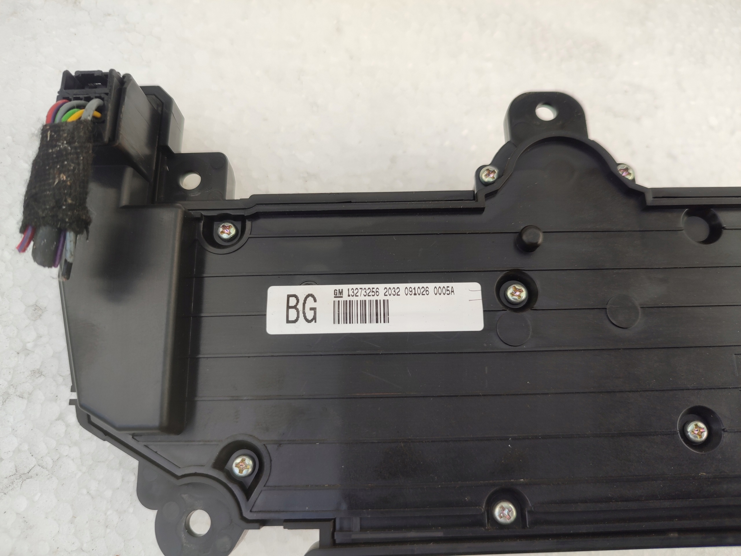 switch switch PANEL RADIA Opel Insignia A 13273256