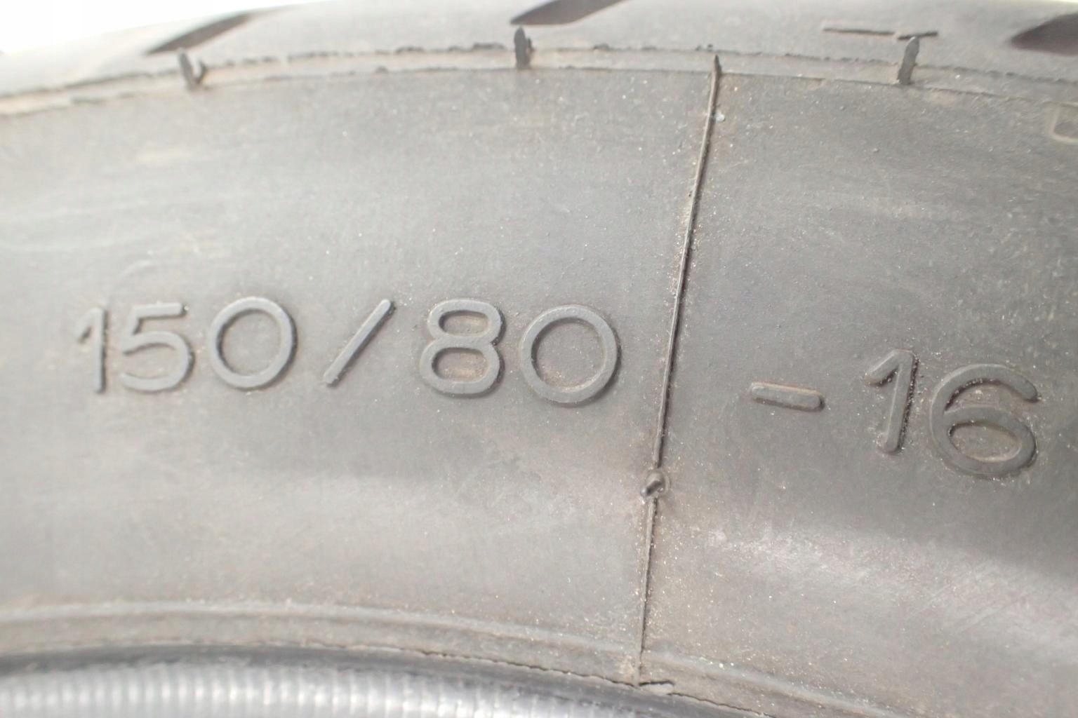 Michelin Commander 150/80/16 4,2mm Opona 2007 Model Commander