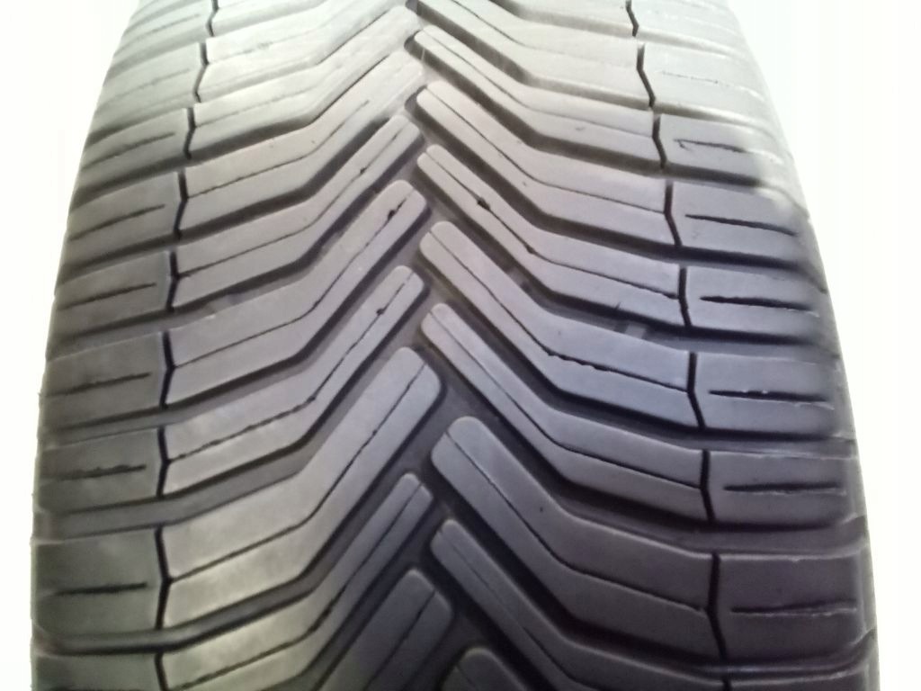 tyres Michelin CrossClimate 225/50/17 98V 2021 6,5mm