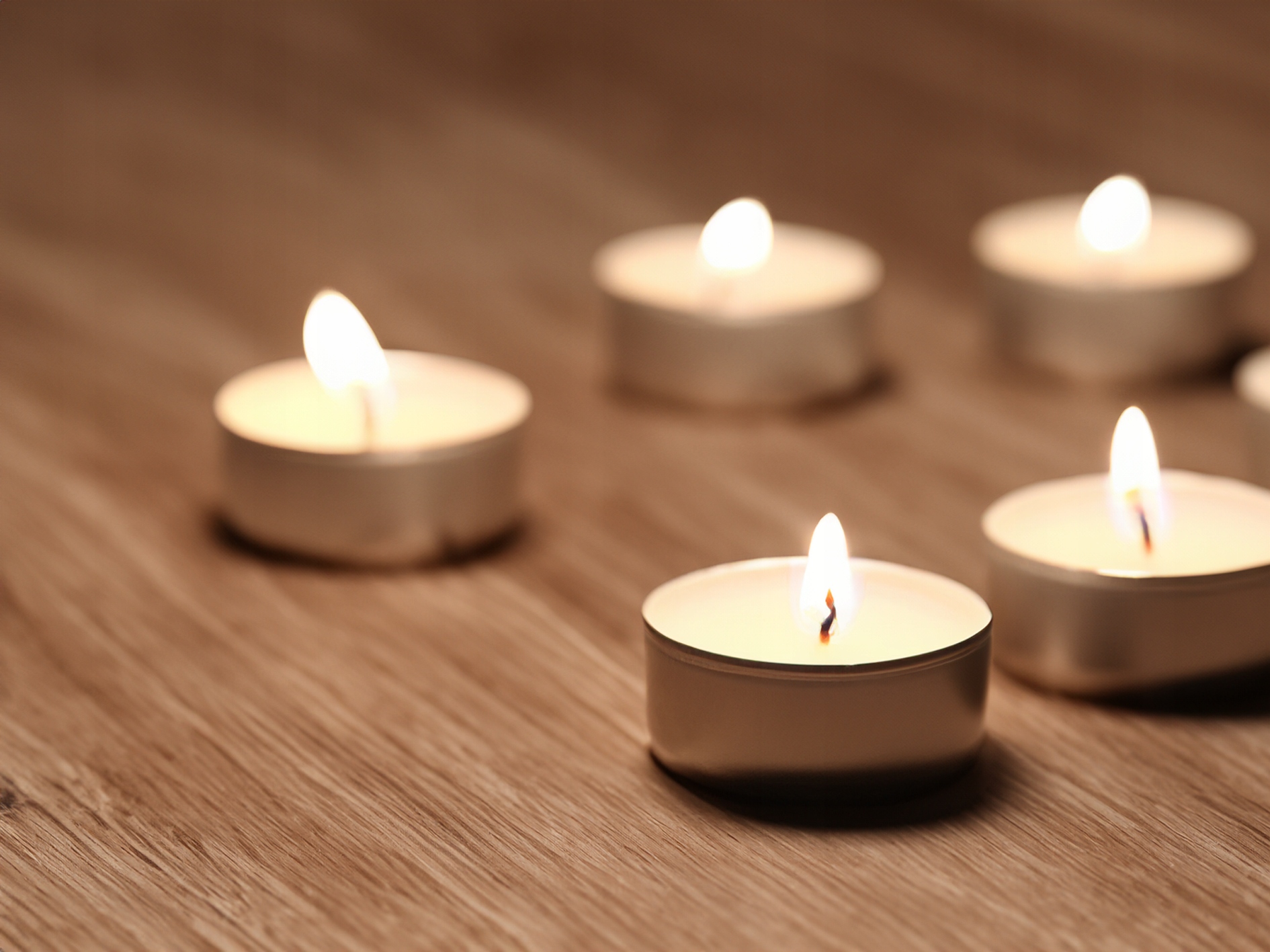 PODGRZEWACZE SOJOWE TEALIGHT BEZWONNE BEZZAPACHOWE 40SZT CZAS PALENIA DO 5h Skład sojowa