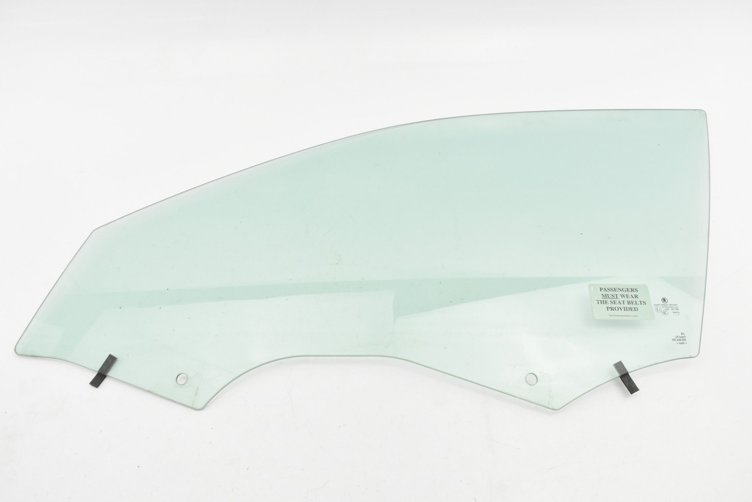 СТЕКЛО ДВЕРИ ПЕРЕДНЕЕ ЛЕВОЕ 3V0845201 SUPERB III 2017