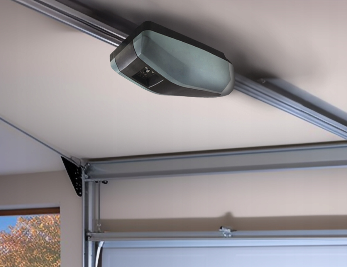 NAPĘD ZESTAW DO BRAMY GARAŻOWEJ ARM100 AUTOMAT 2,2m/80kg 4 PILOTY Napięcie zasilające 24 V