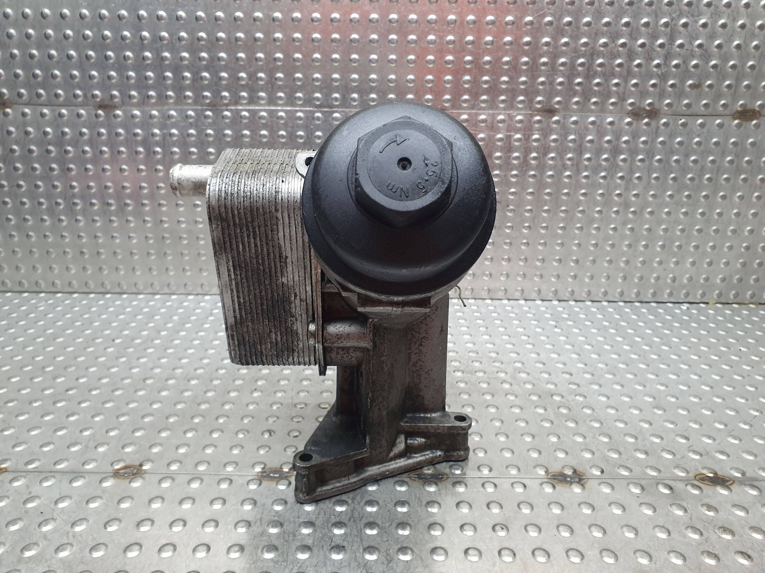 oil filter holder radiator 7787072 BMW E46 E87 E90 E60 X3 E83 2.0D M47