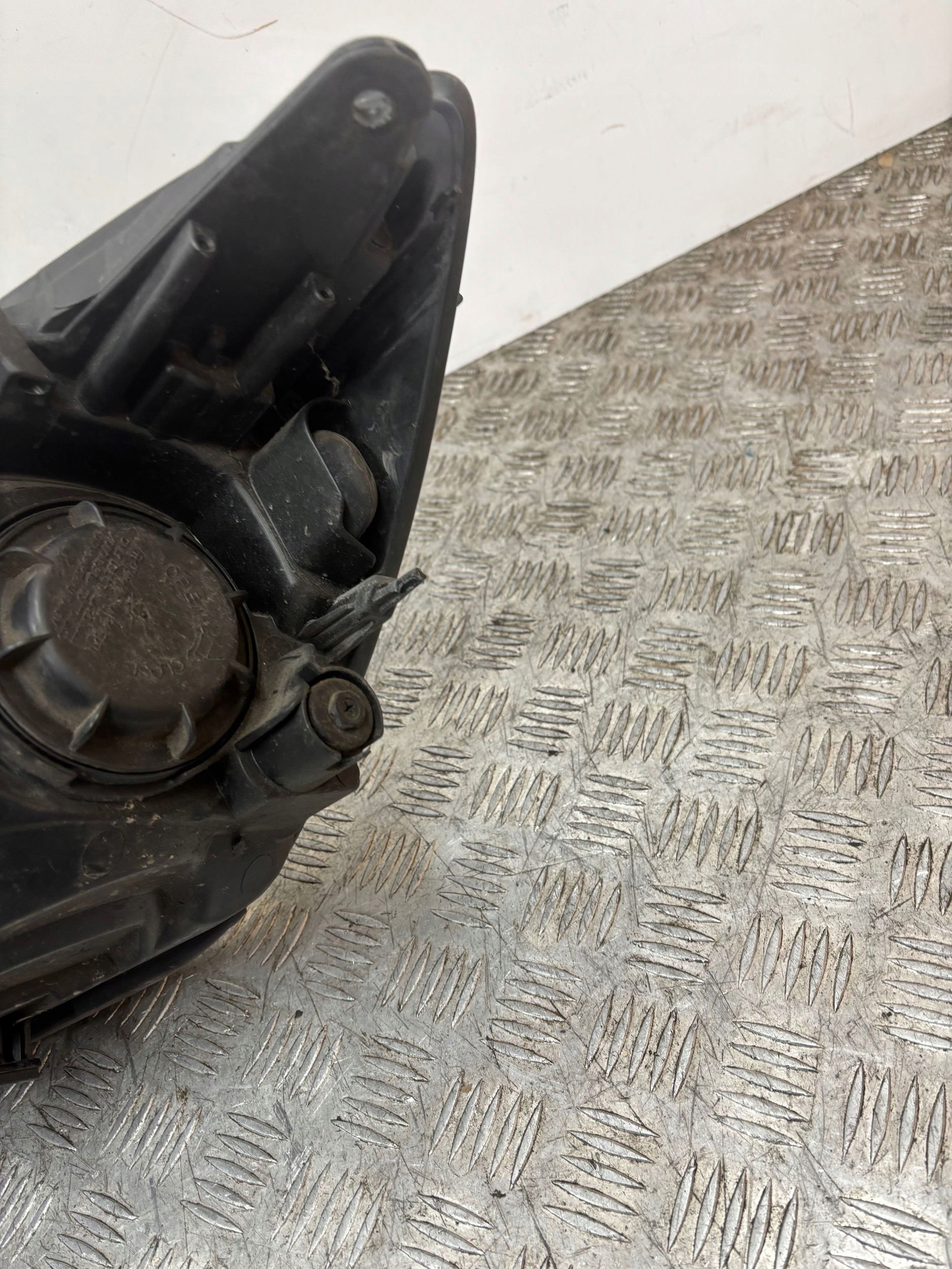 REFLEKTOR light right KIA PICANTO II 2 11