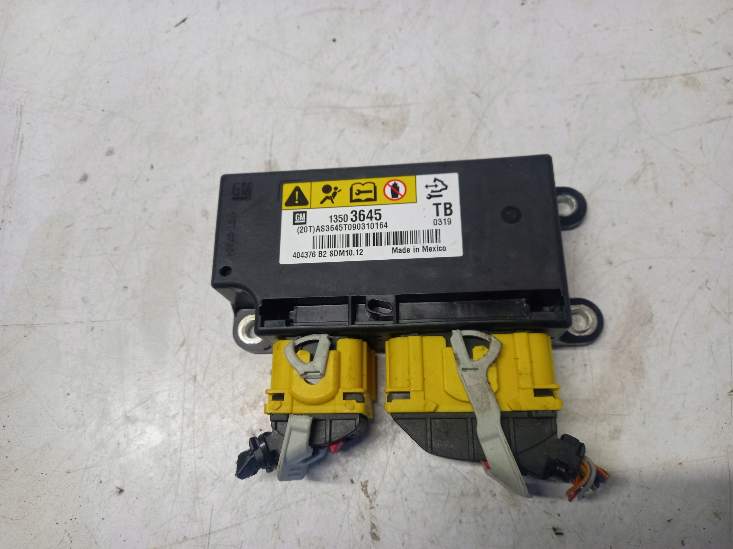 MODUŁ SENSOR AIRBAG OPEL INSIGNIA 13503645