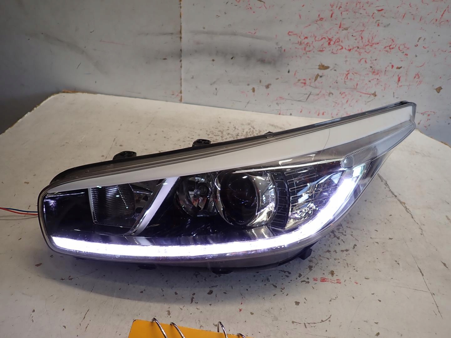light front front left KIA CEED II 2012-2018 92101-A2220