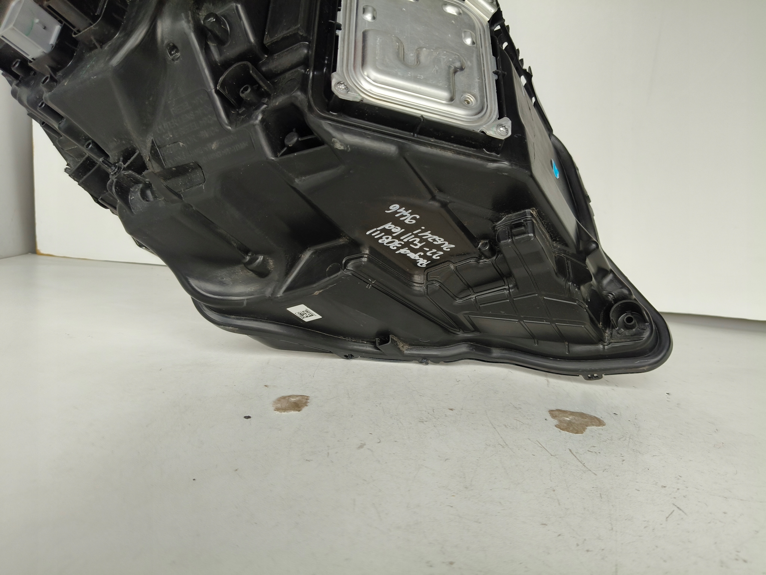 light left REFLEKTOR PEUGEOT 308 III 22- FULL LED