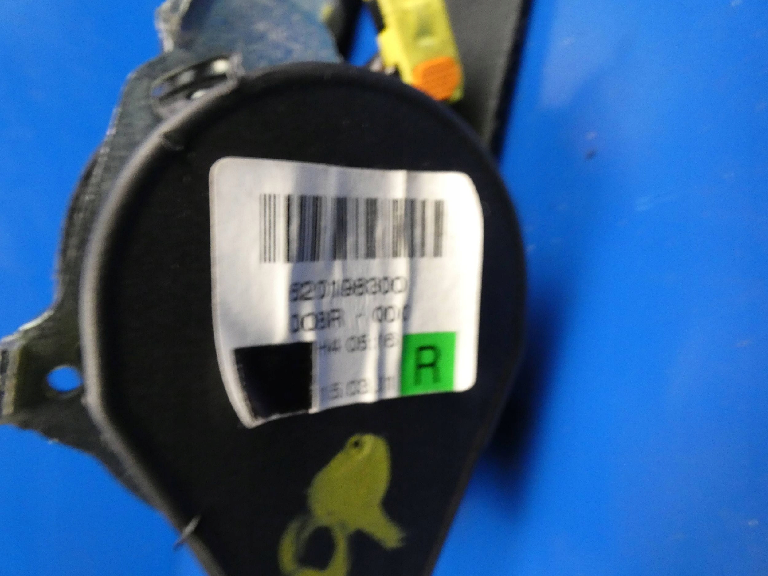 RANGE ROVER EVOQUE and L538 tension belt safety right front front
