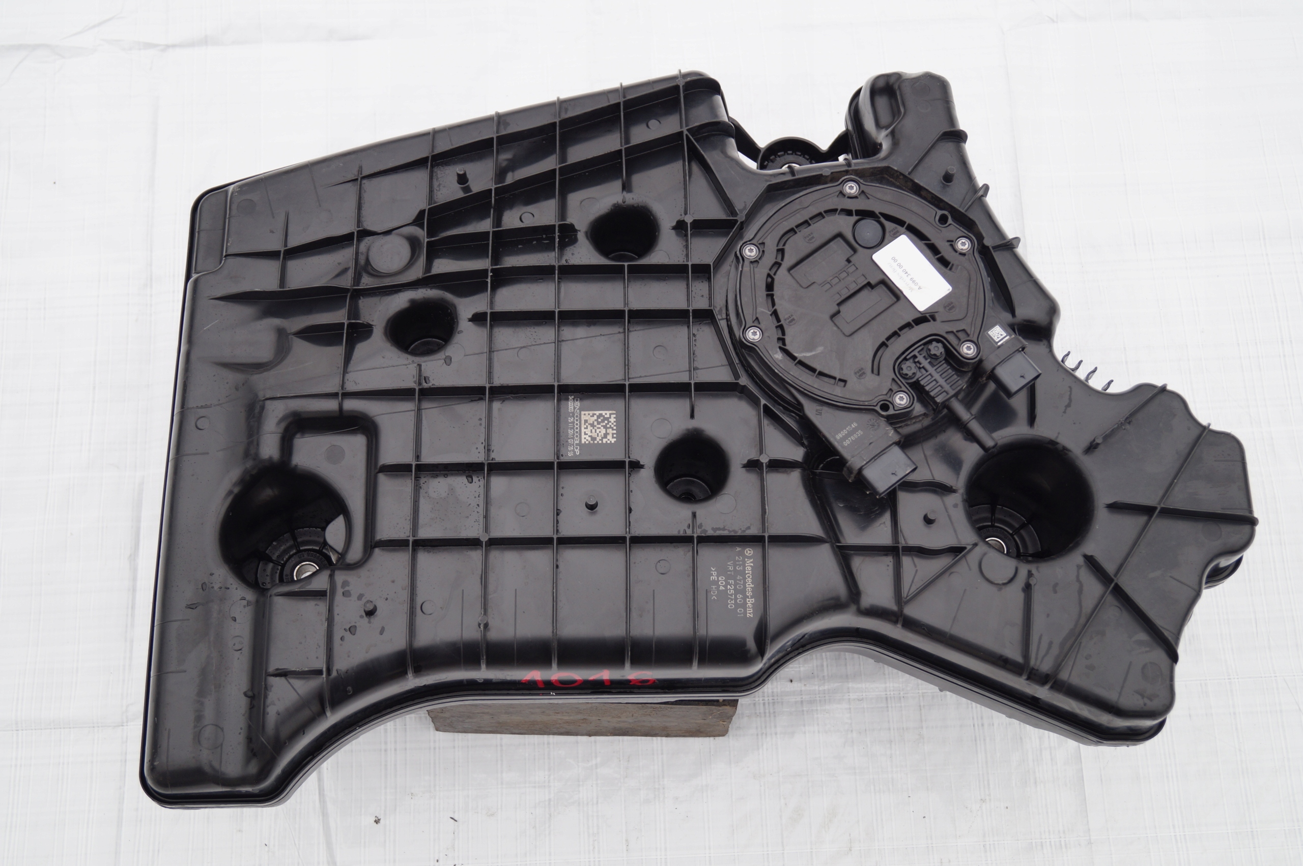 POMPA ZBIORNIK ADBLUE MERCEDES E KLASA W213 A213