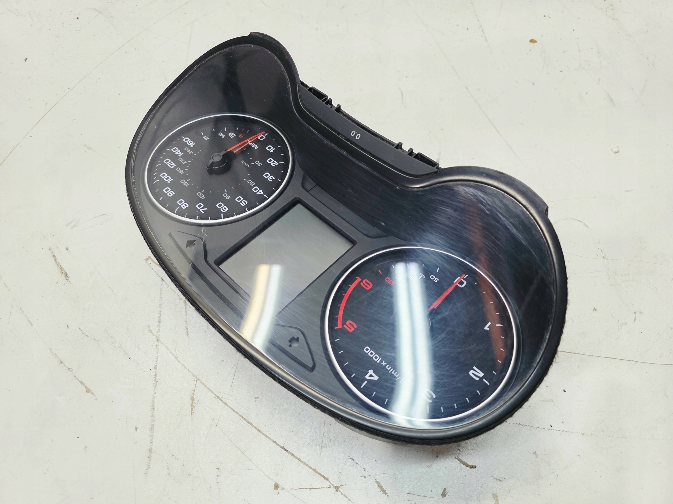 dials dials display AUDI A3 8V 2.0 TDI 8V0920960E UK