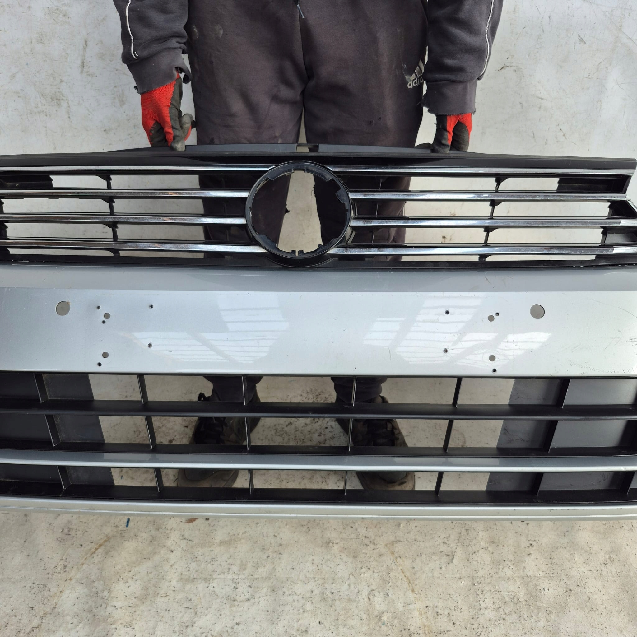 VW PASSAT B8 ALLTRACK 15-19 bumper front front washer PDC