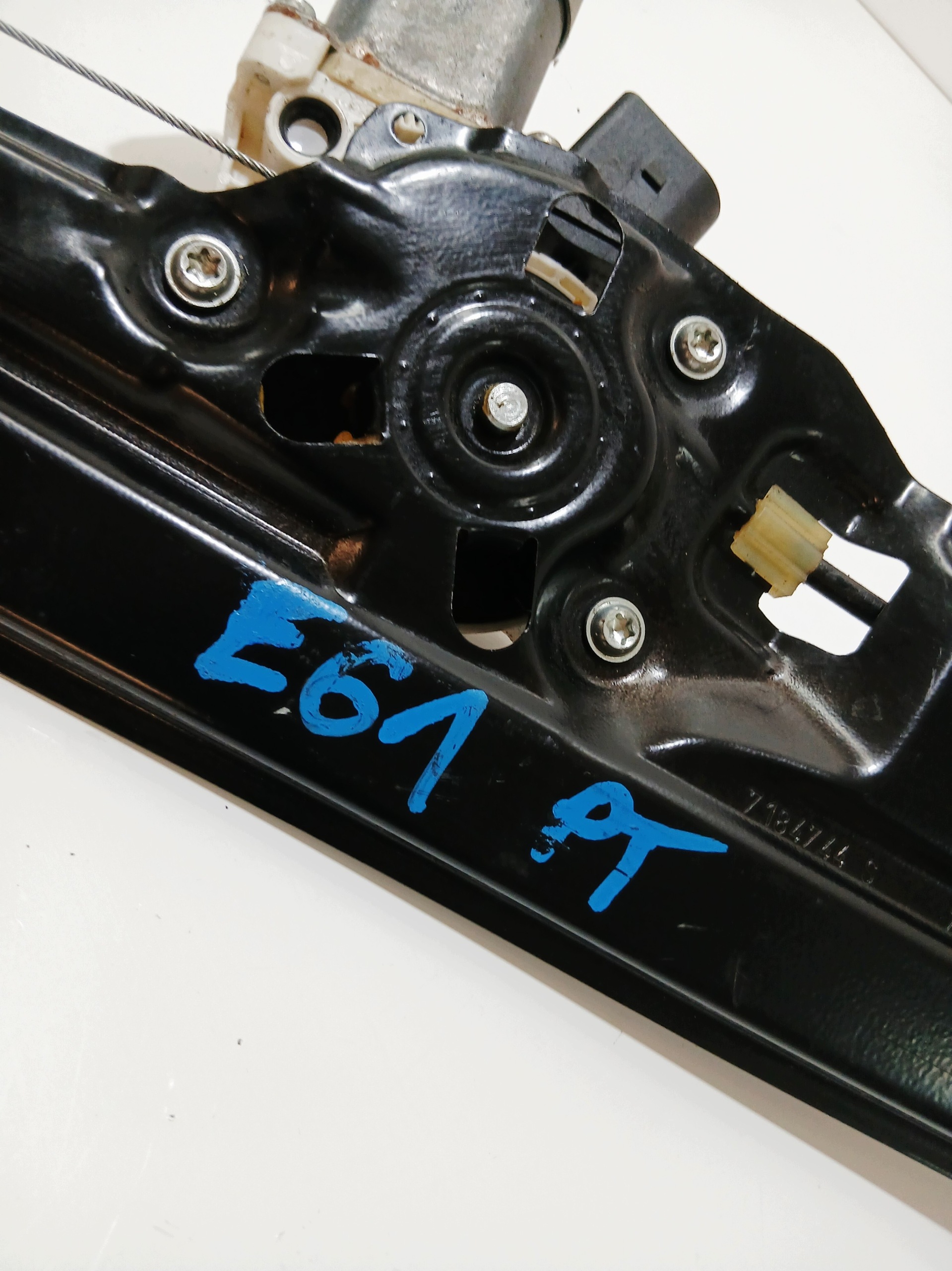 window regulator right rear part BMW OE 5 E60 E61 7184744