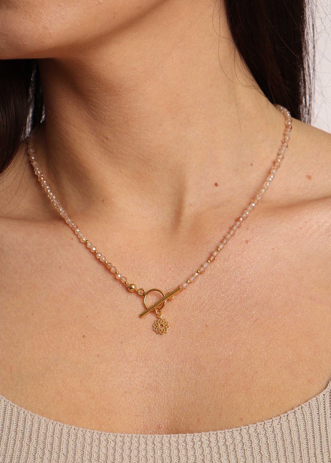 Náhrdelník s Zirkon Šampaňské Barvy s T-Zapínáním