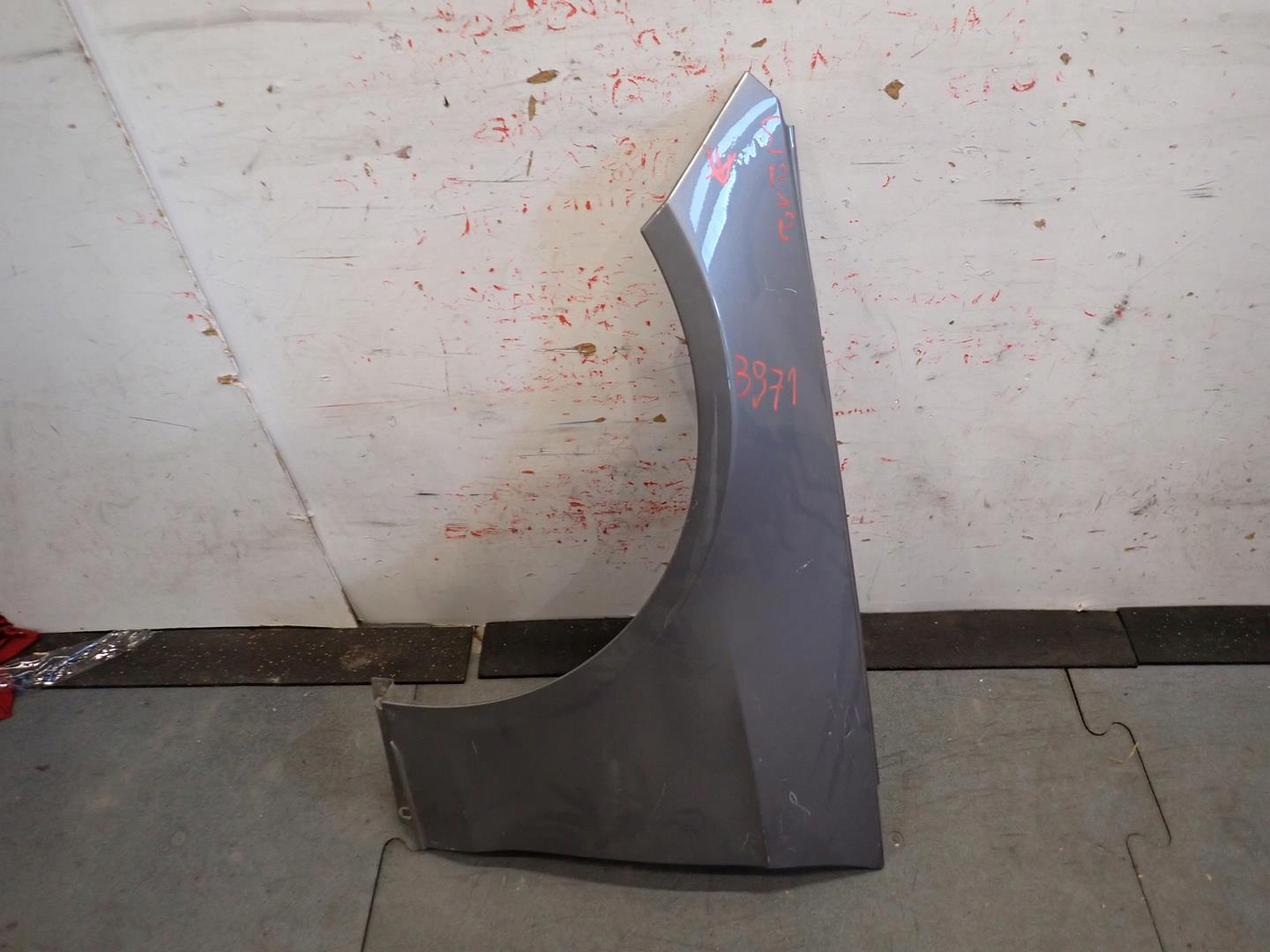 fender front front left MERCEDES E-class W212 2009-2016 A2128810901