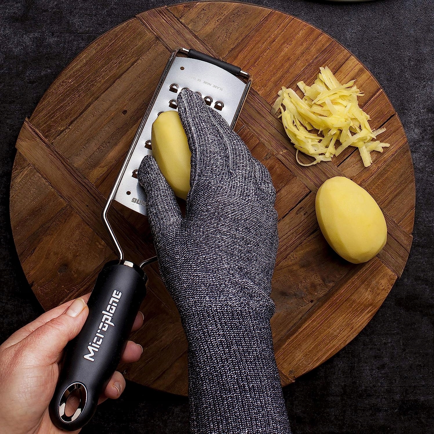 RĘKAWICZKA Ochronna TARCIA Szatkowania Microplane Marka Microplane