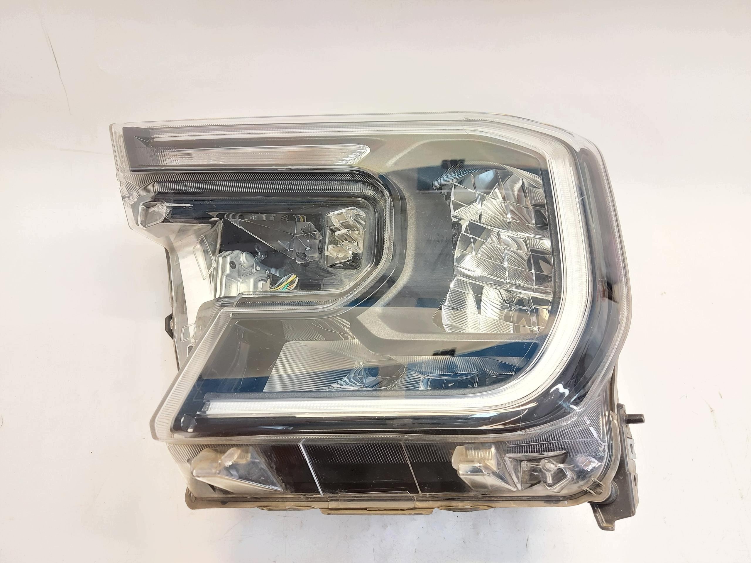 Ford Ranger VI 6 2024r. 3.0 TDC light left front N1WB-13E015-FD RHD