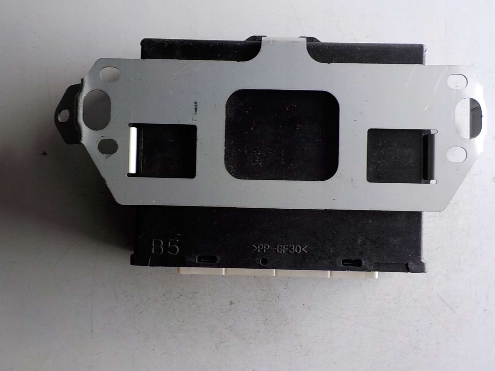 SUBARU FORESTER II SG computer control unit 112300-1520 22611AK710