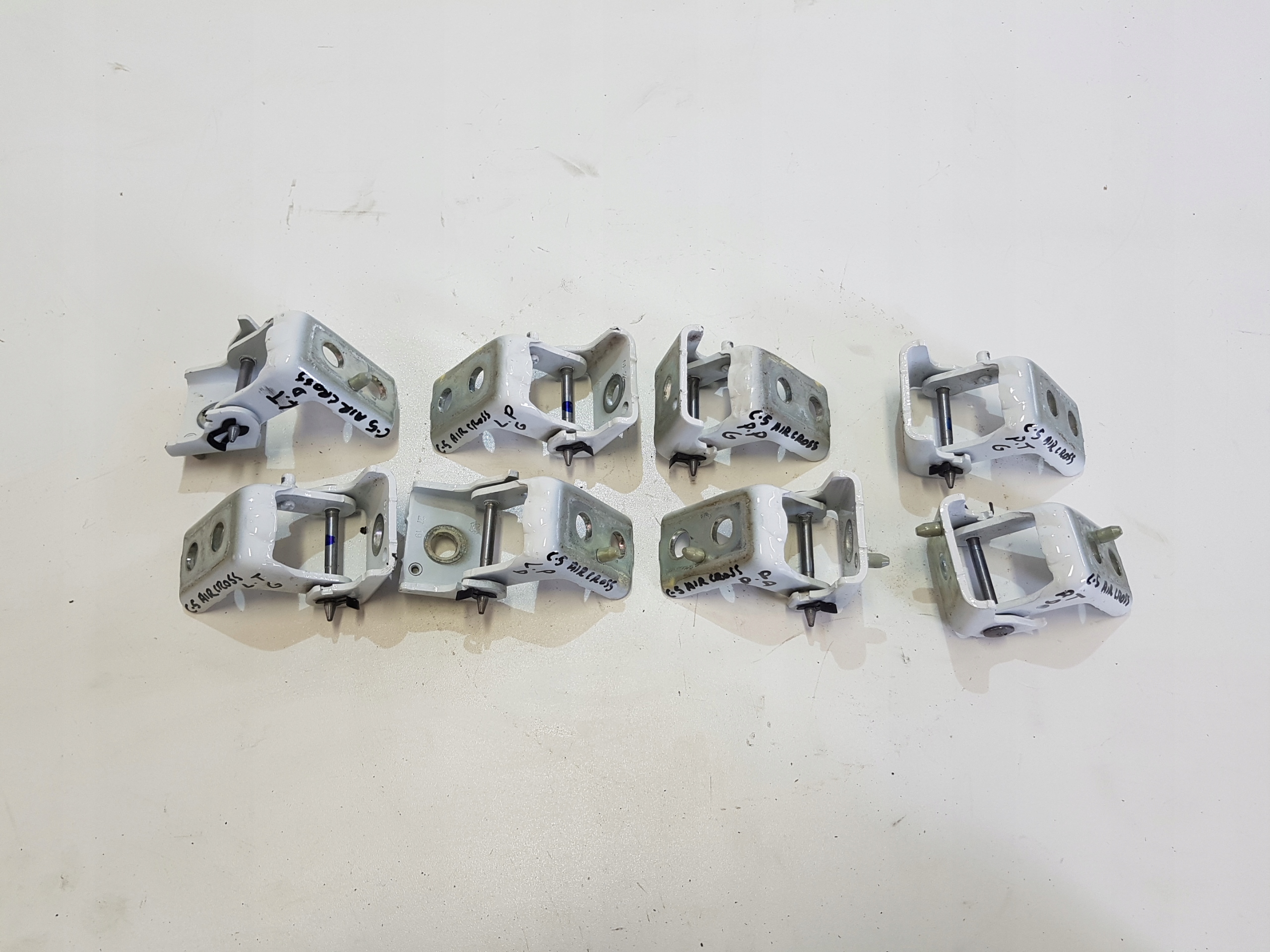 CITROEN C5 AIRCROSS zawias drzwi prawy tył