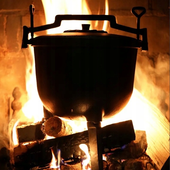 KOCIOŁEK EMALIOWANY ŻELIWNY GARNEK MYŚLIWSKI 4l Stan opakowania oryginalne