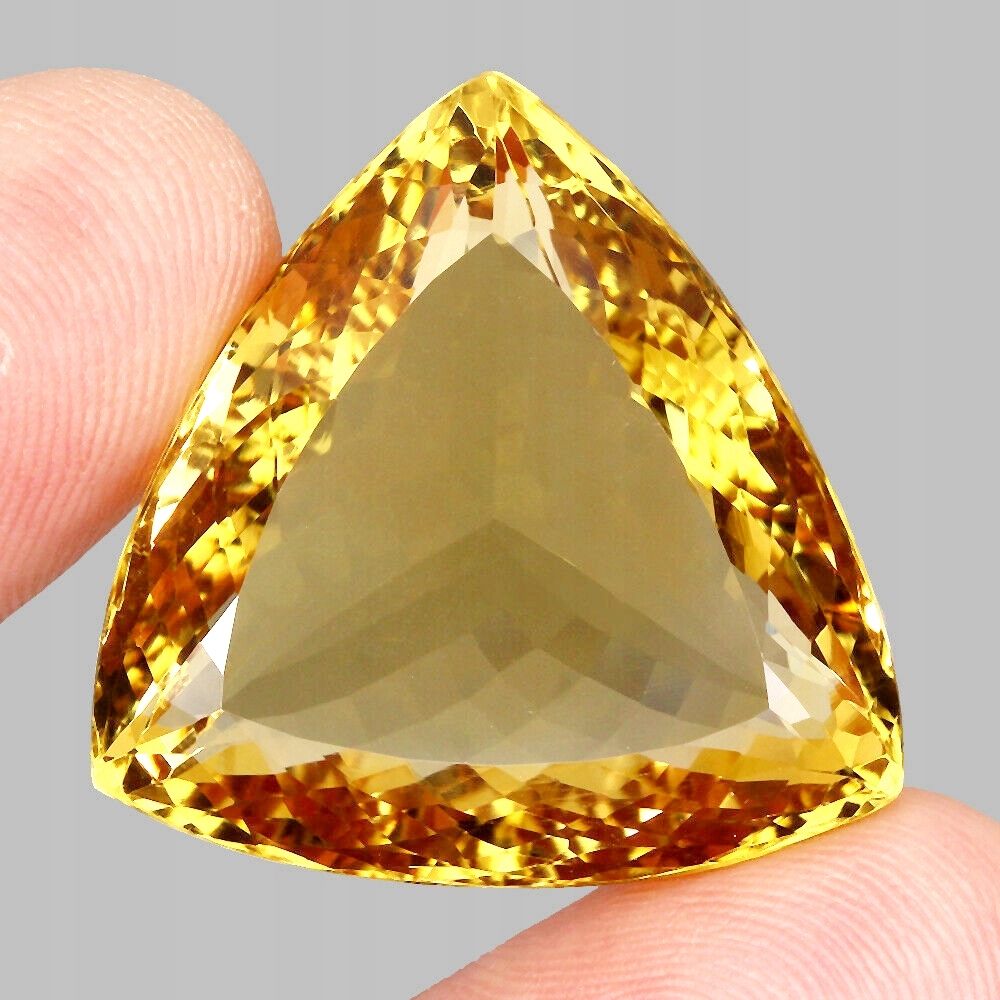 přírodní citron 78,05 ct 30,29 x 30,13 x 29,62 mm certifikát