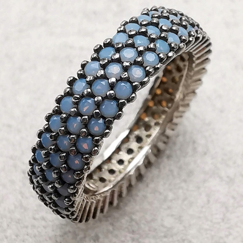 Stříbrný prstýnek s prstenem a zirkony