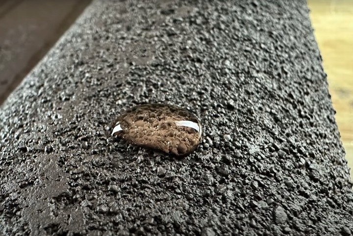 Bezbarwny Impregnat do Dachu Dachówka Betonowa 2,5L Pojemność 2.5 l