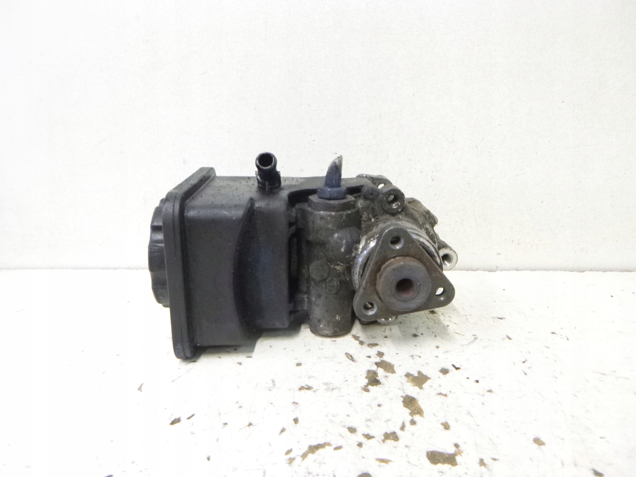 Pompe direction assistée BMW E46 2.0D 2000r.