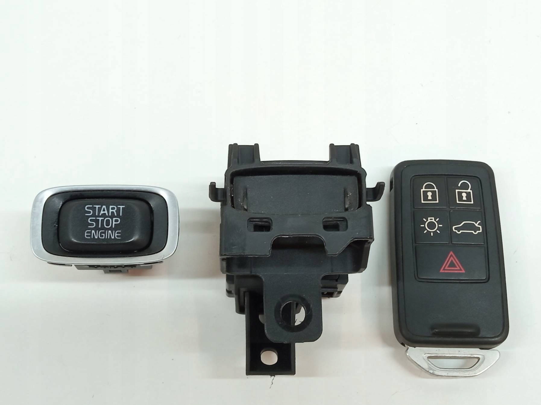 ignition AH4N15607AE 31394114 Volvo V40 II (2012-2019)