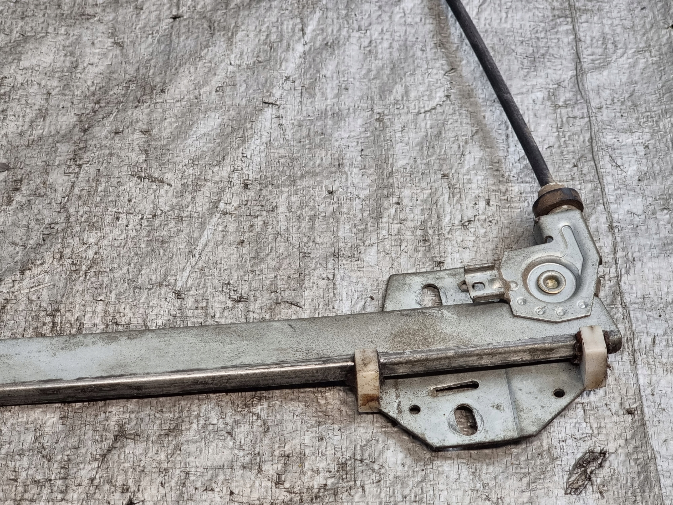 window regulator right front OE 701837502F VW T4 1.9 TD 50kW 95r