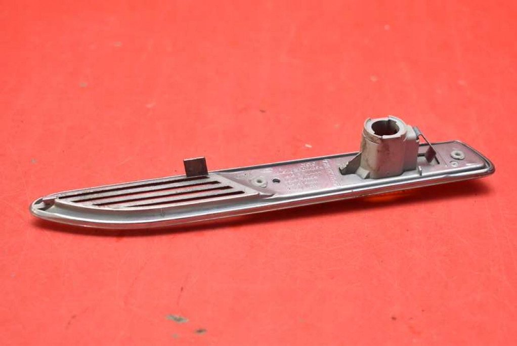 indicator right front front 7S71-13K354-AF FORD MONDEO MK4 07-10