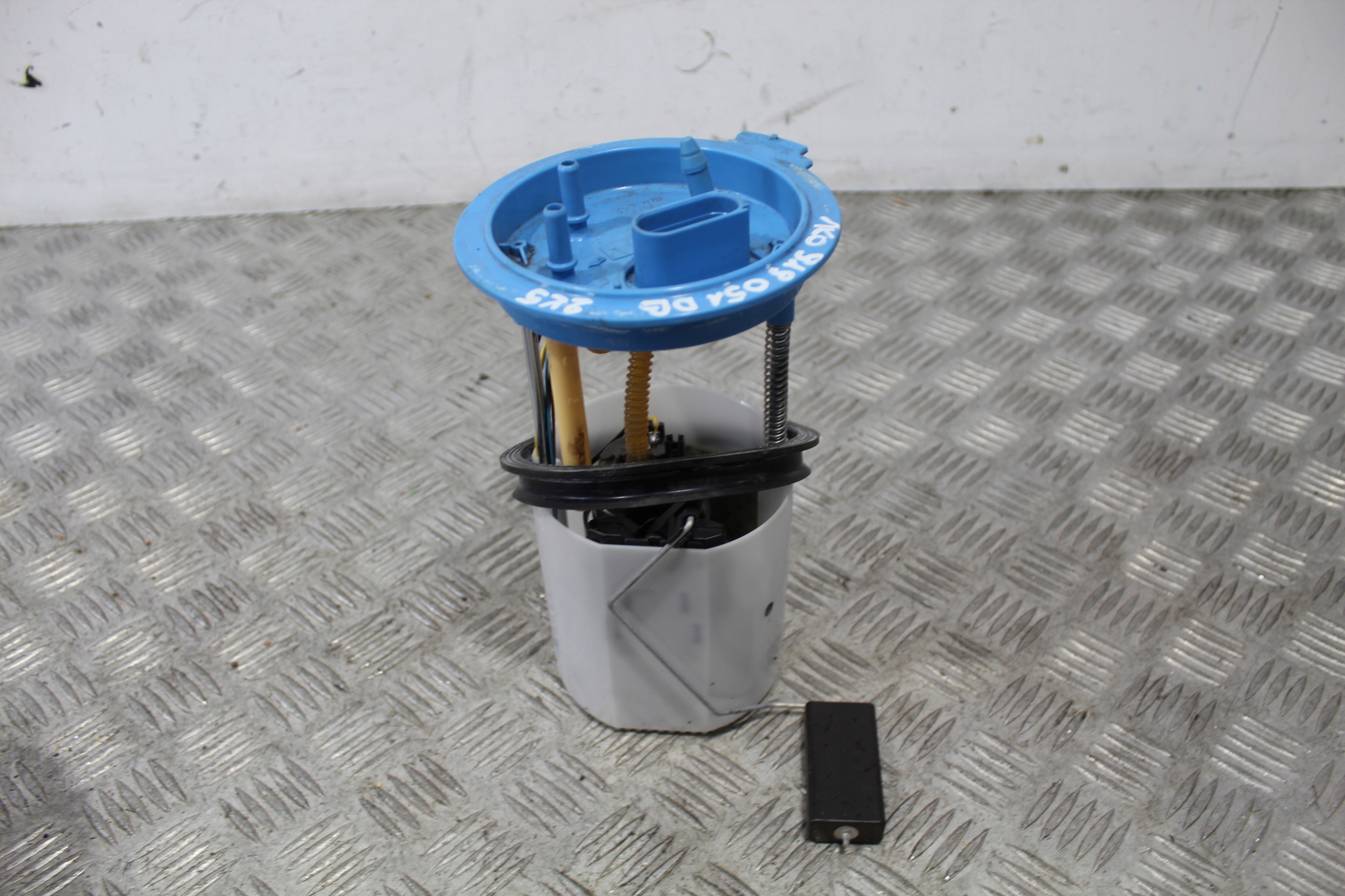 feed pump CADDY 2K0 2K5 1K0919051DB