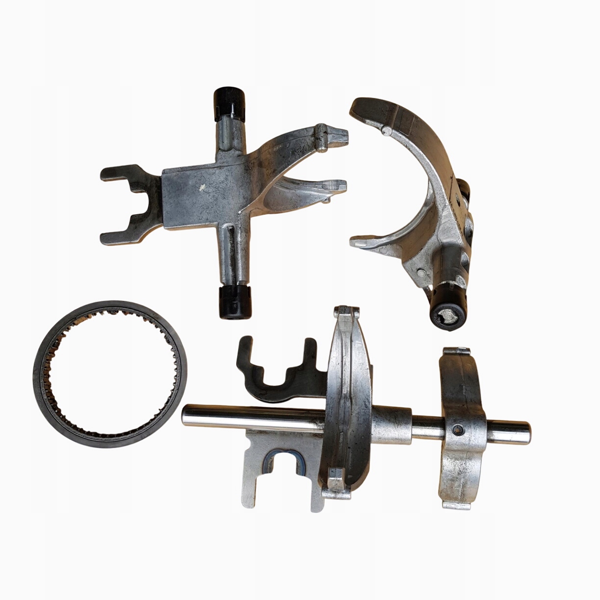 FORD FOCUS MK3 KOMPLET Halter WALKOW Getriebe getriebe AV6R7002KG