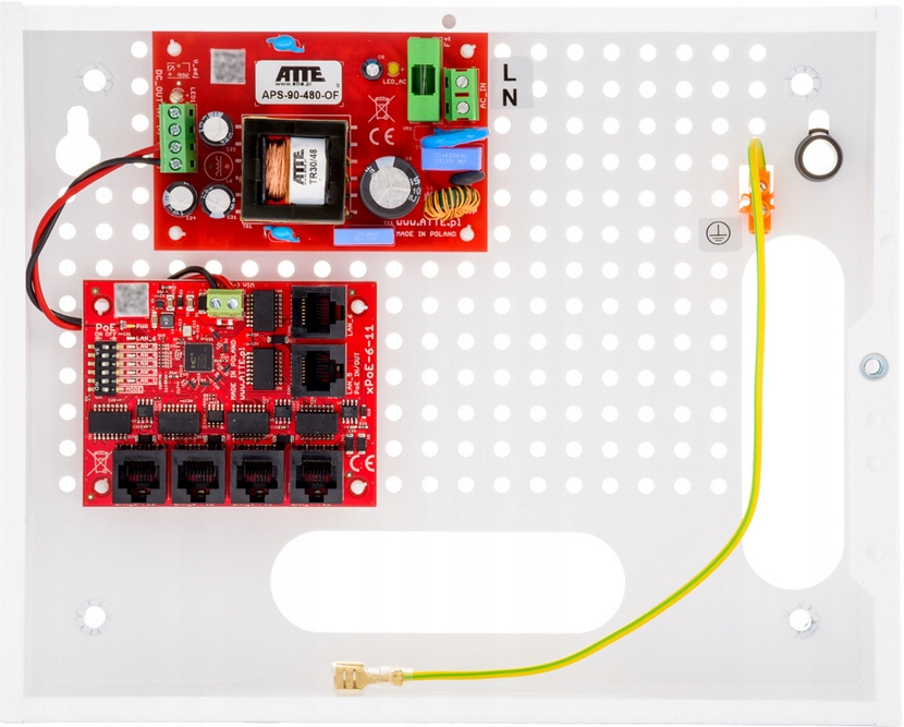 PoE prepínač 5-portový 1 RJ45 (IP-5-11-E)