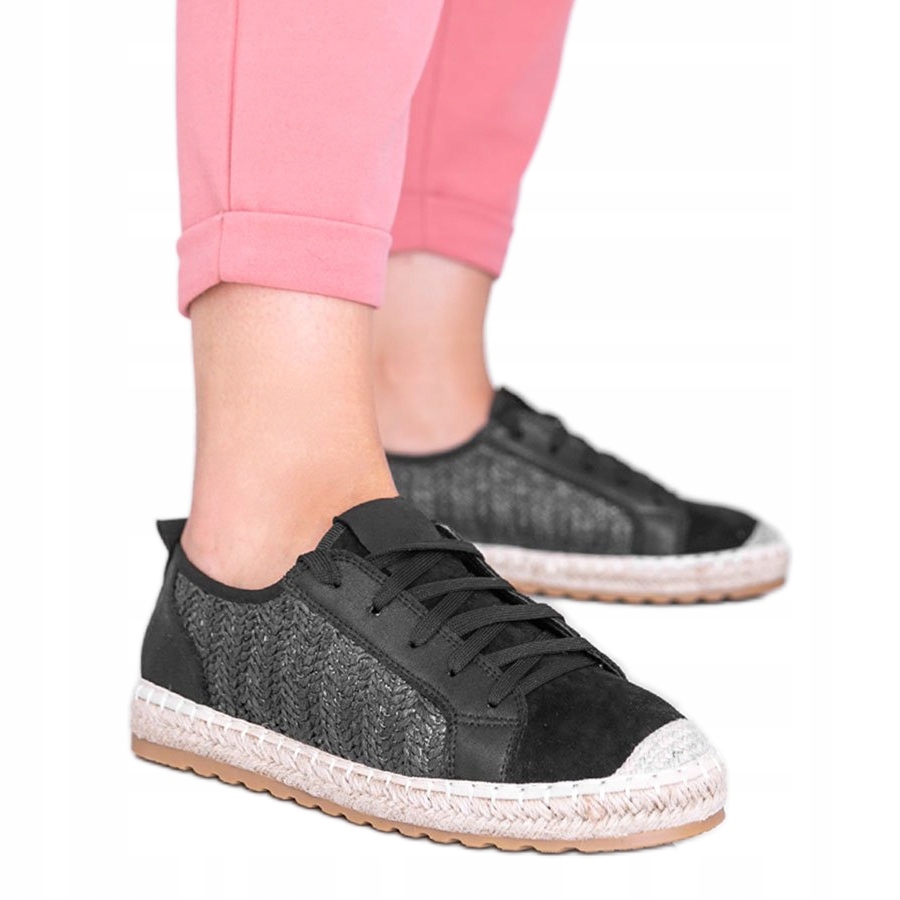 

Czarne espadryle wiązane Vanilla r.39