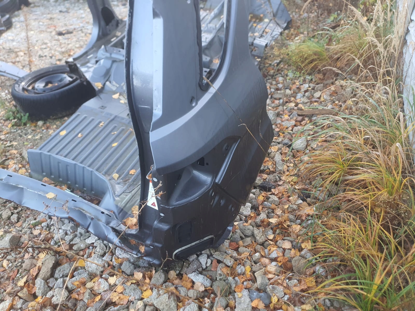 ĆWIARTKA BŁOTNIK PRAWY TYŁ FORD ECOSPORT Typ samochodu Samochody osobowe