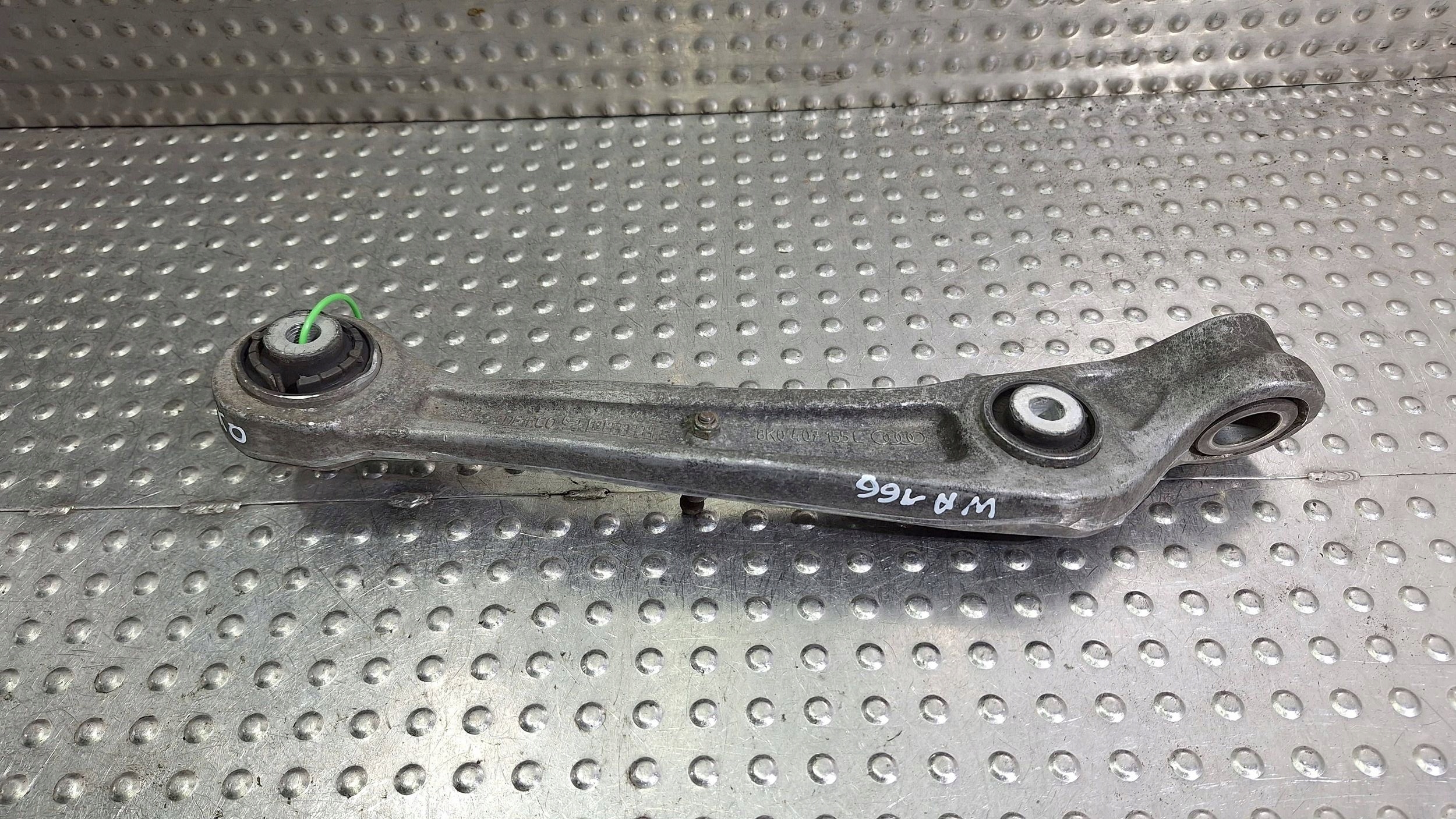 arm left front 8K0407155C AUDI A4 B8 A5 8T A7 A6 C7 Q5 8R PORSCHE MACAN