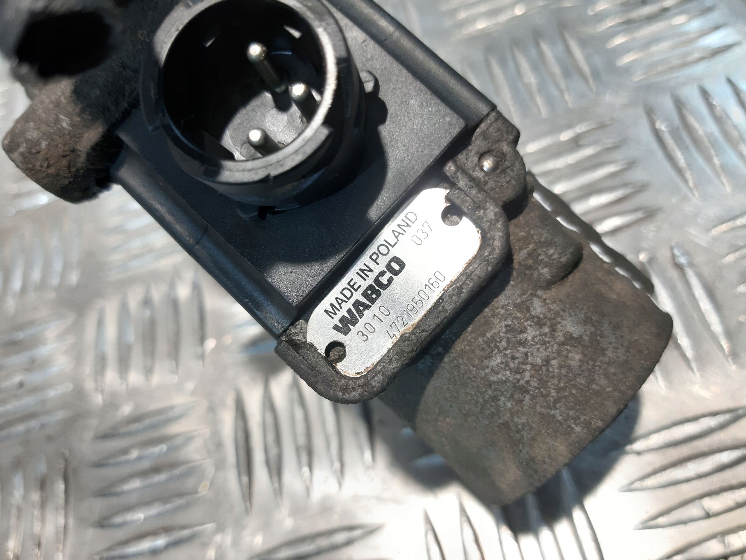 IVECO EUROCARGO 02-15 Sensor MODULATOR ABS 4721950160