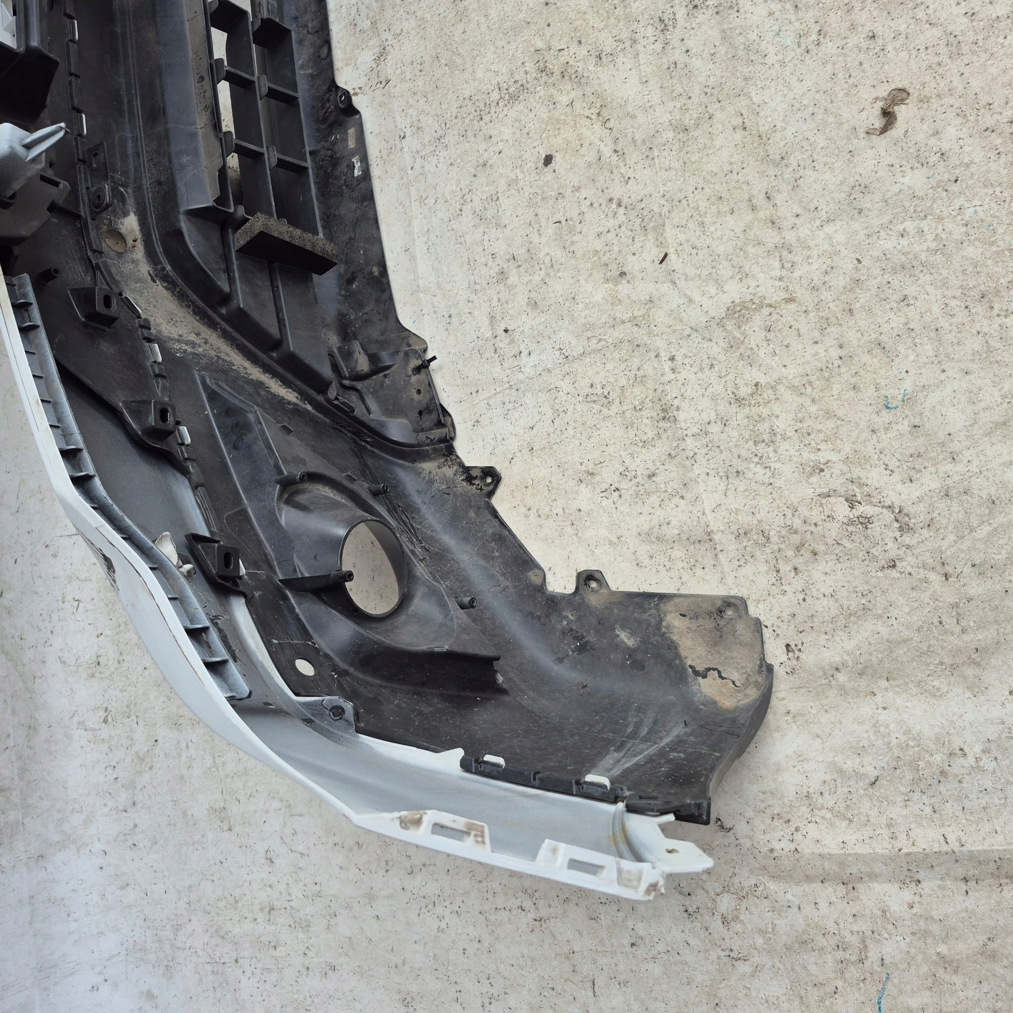 SUZUKI SX4 S-CROSS LIFT 16-21 bumper front front PDC