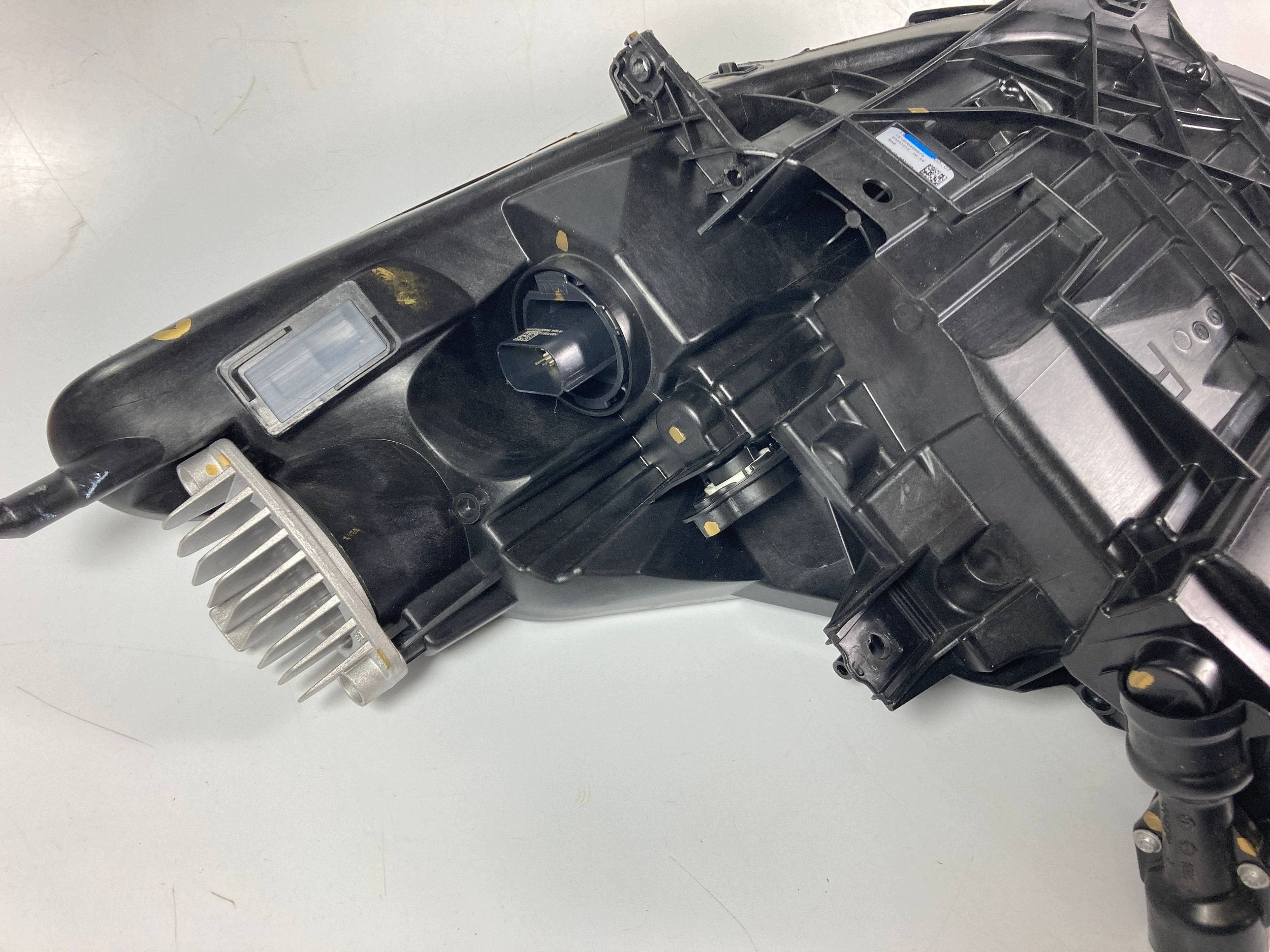 Chevrolet Corvette C8 reflektor light front right FULL LED 2020-26 OEM