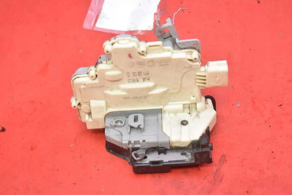 lock door right front front EU 3C1837016A VW PASSAT B6 05-10