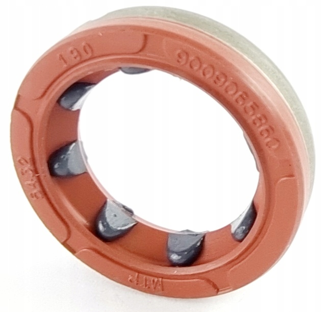 USZCZELNIACZ WALKA OBROTOWEGO 20x28x7 FORD 5297670 Rodzaj skrzyni Automatyczna