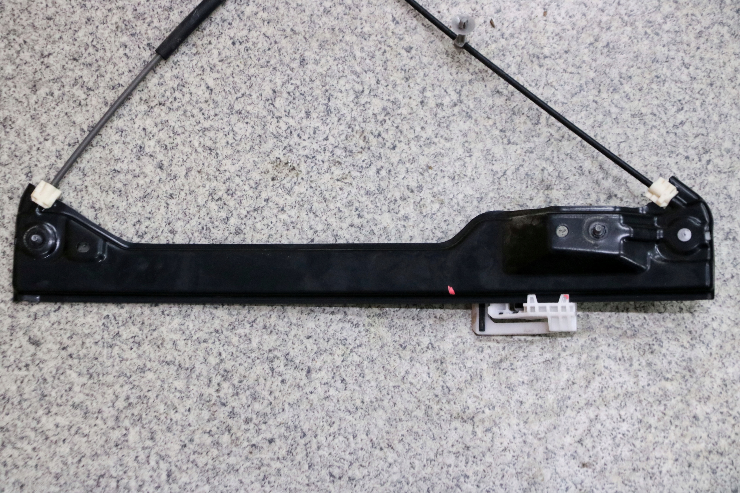 MINI F60 window regulator mechanism left front PRZEDNIEJ 7390073