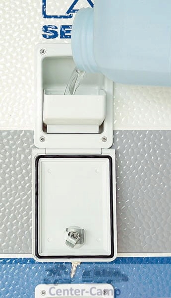 ZEWNĘTRZNY WLEW DO WODY 40 MM