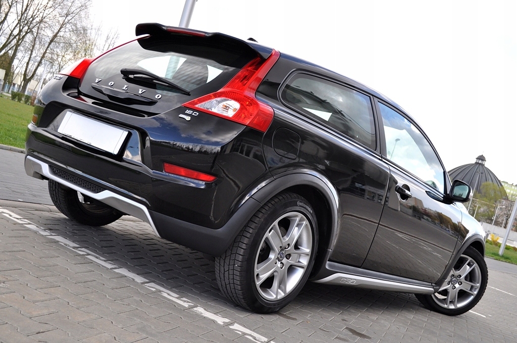 VOLVO C30 PROGI NAKŁADKI PROGOWE Producent inny