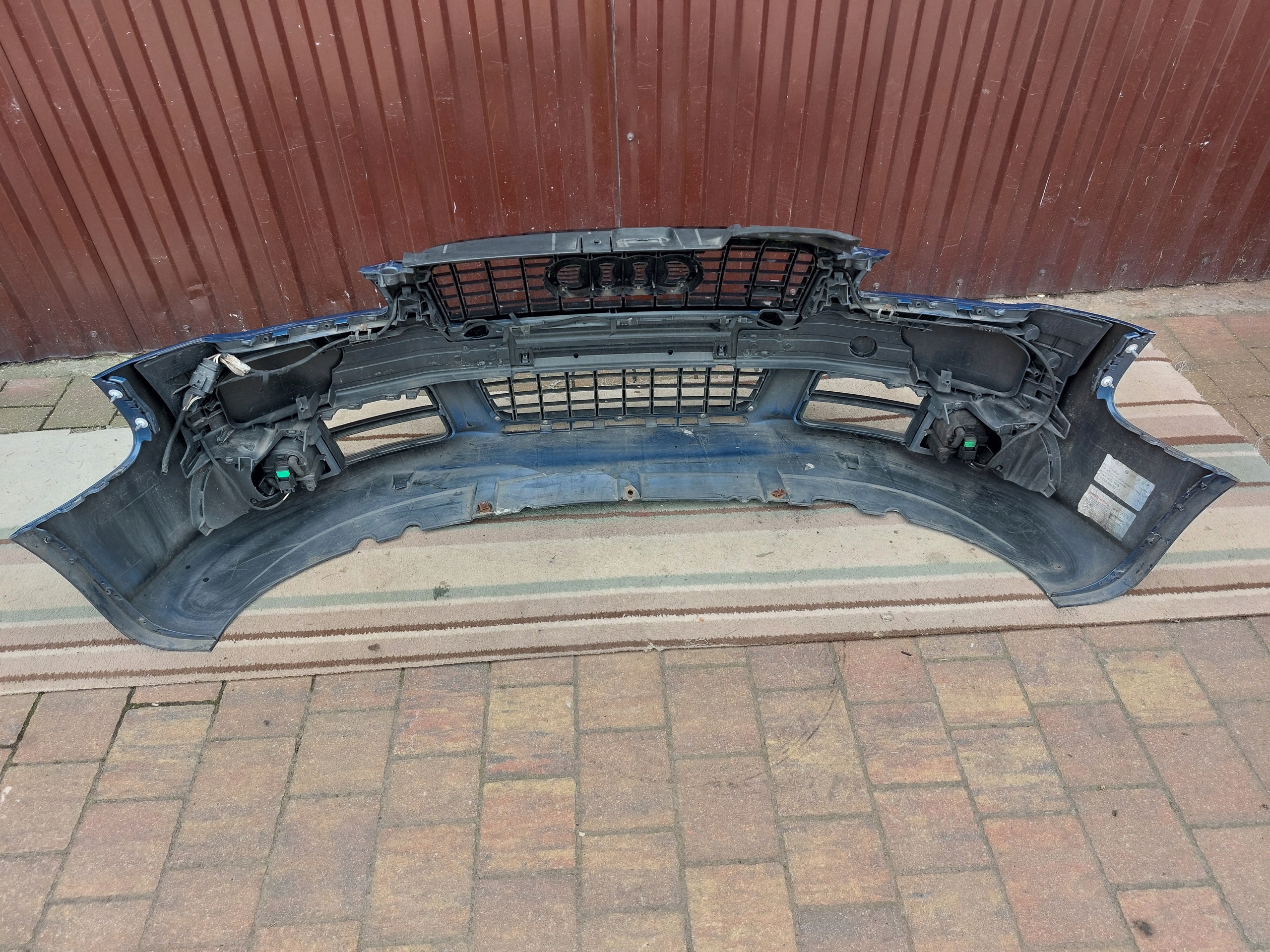 AUDI A4 B7 S-LINE bumper front front blue