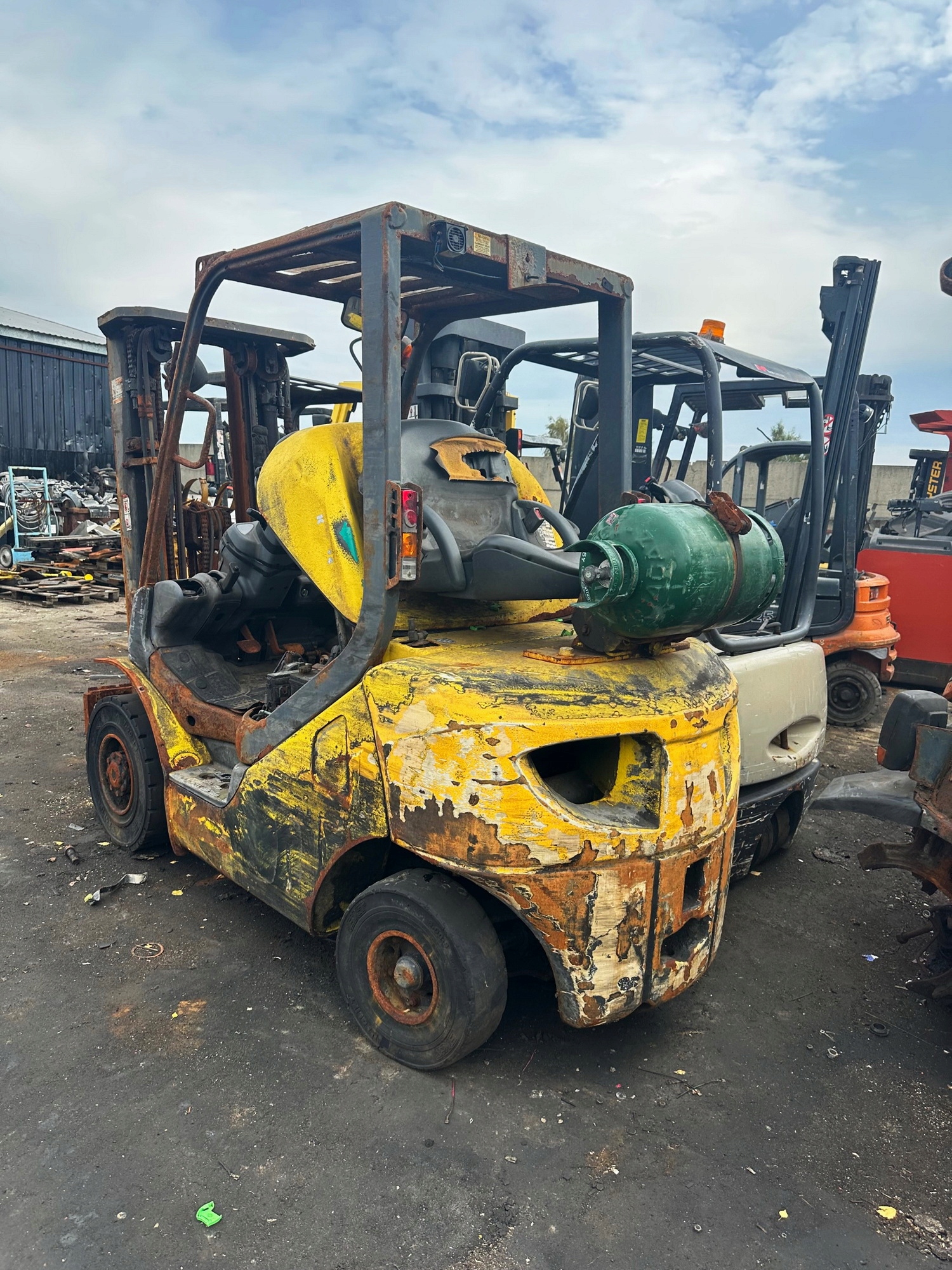 maszt Triplex KOMATSU FG FD części wózek widłowy Producent części Komatsu