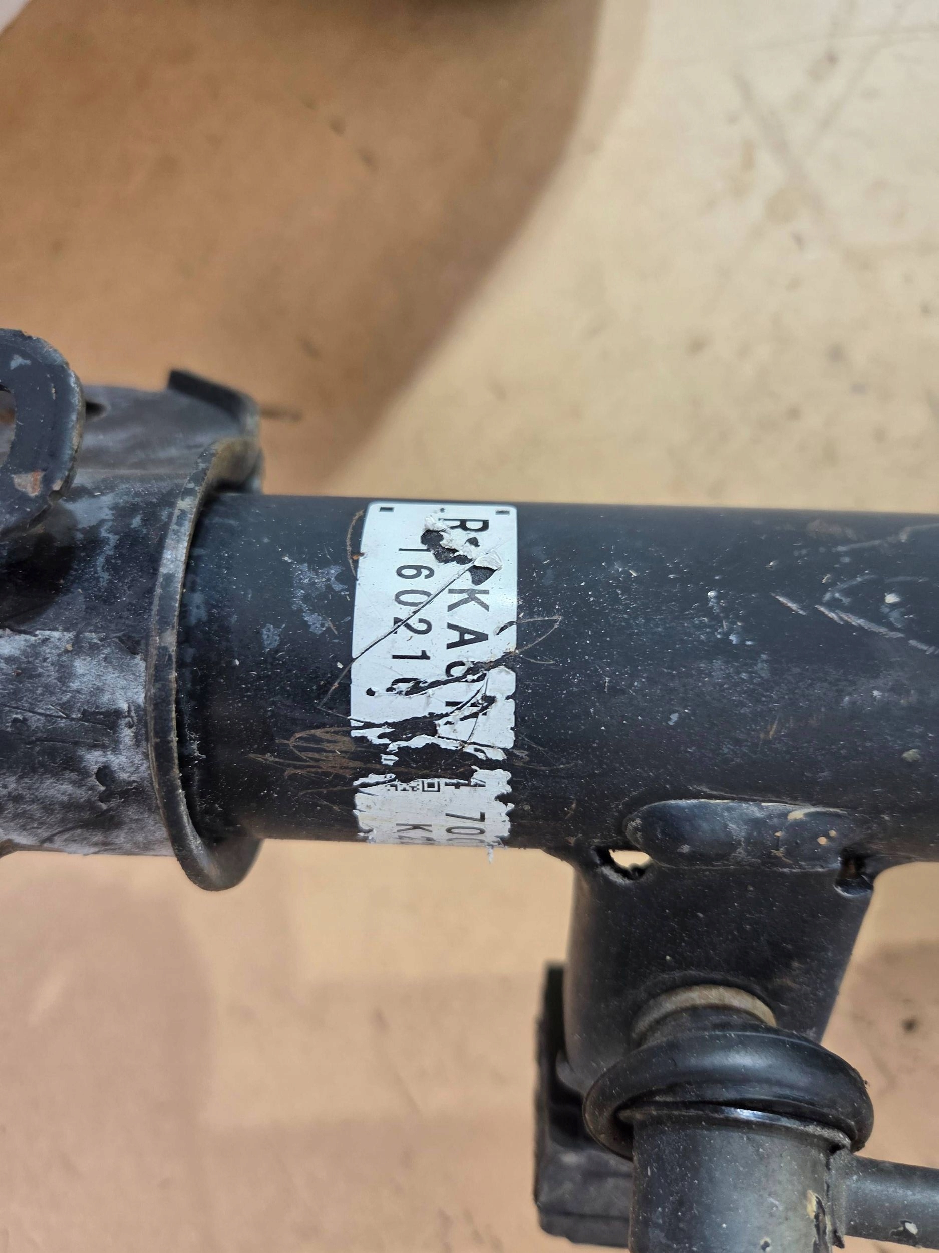 Mazda CX-5 shock absorber front right KA0124700 (f715)