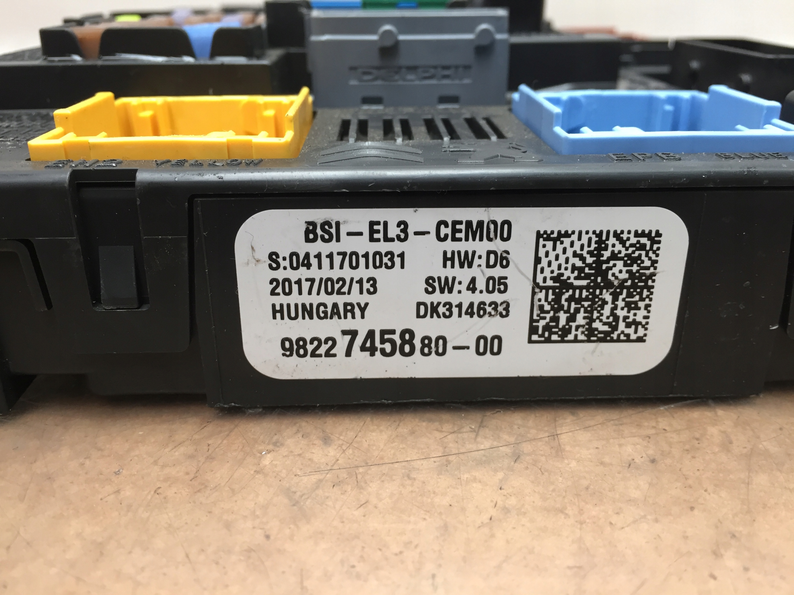 EXPERT JUMPY III SKRZYNKA BEZPIECZNIKÓW MODUŁ BSI Numer katalogowy części 9822745880