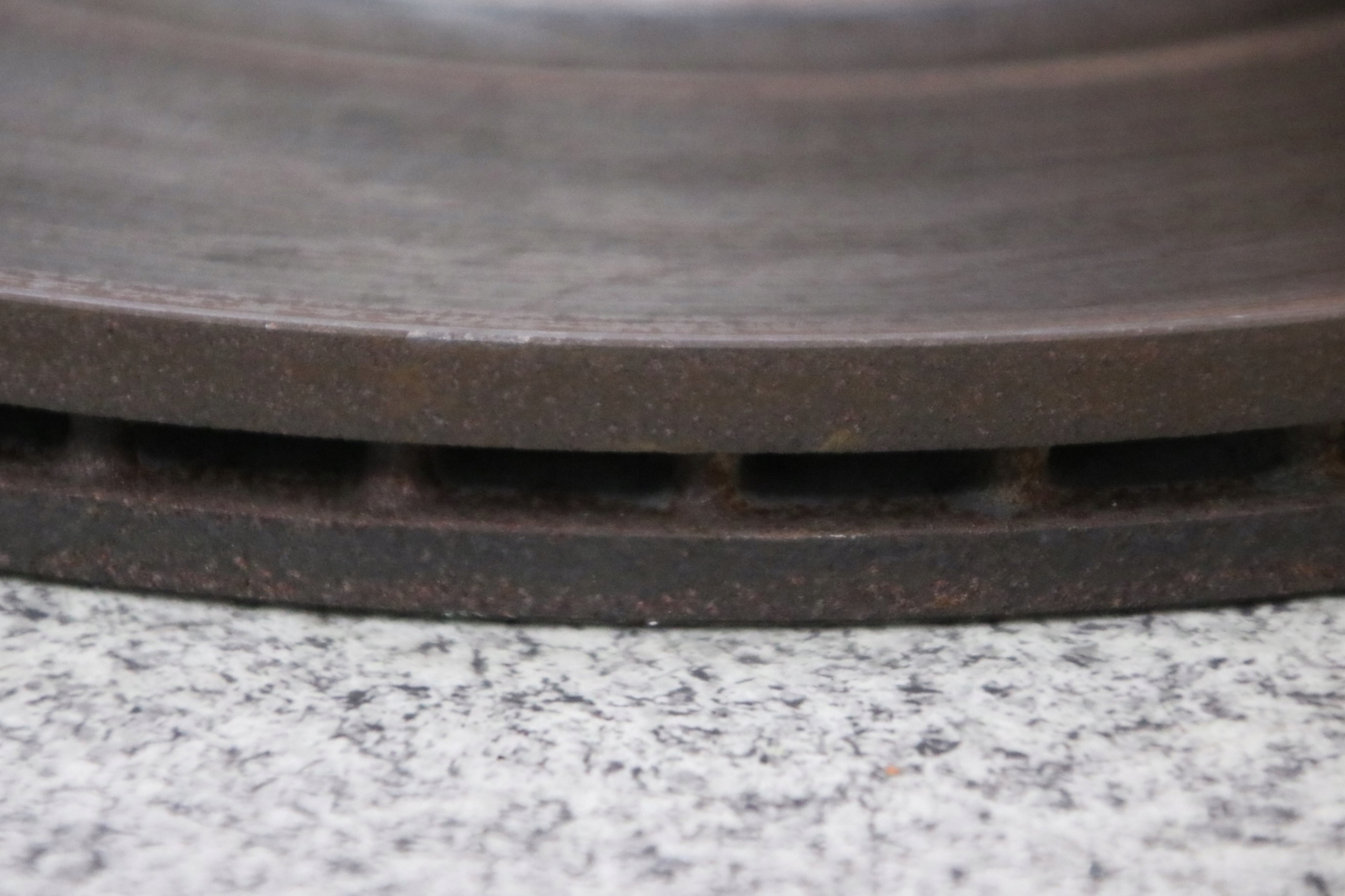 BMW F32 F33 kotuče brzdové plotýnky předek 6792221