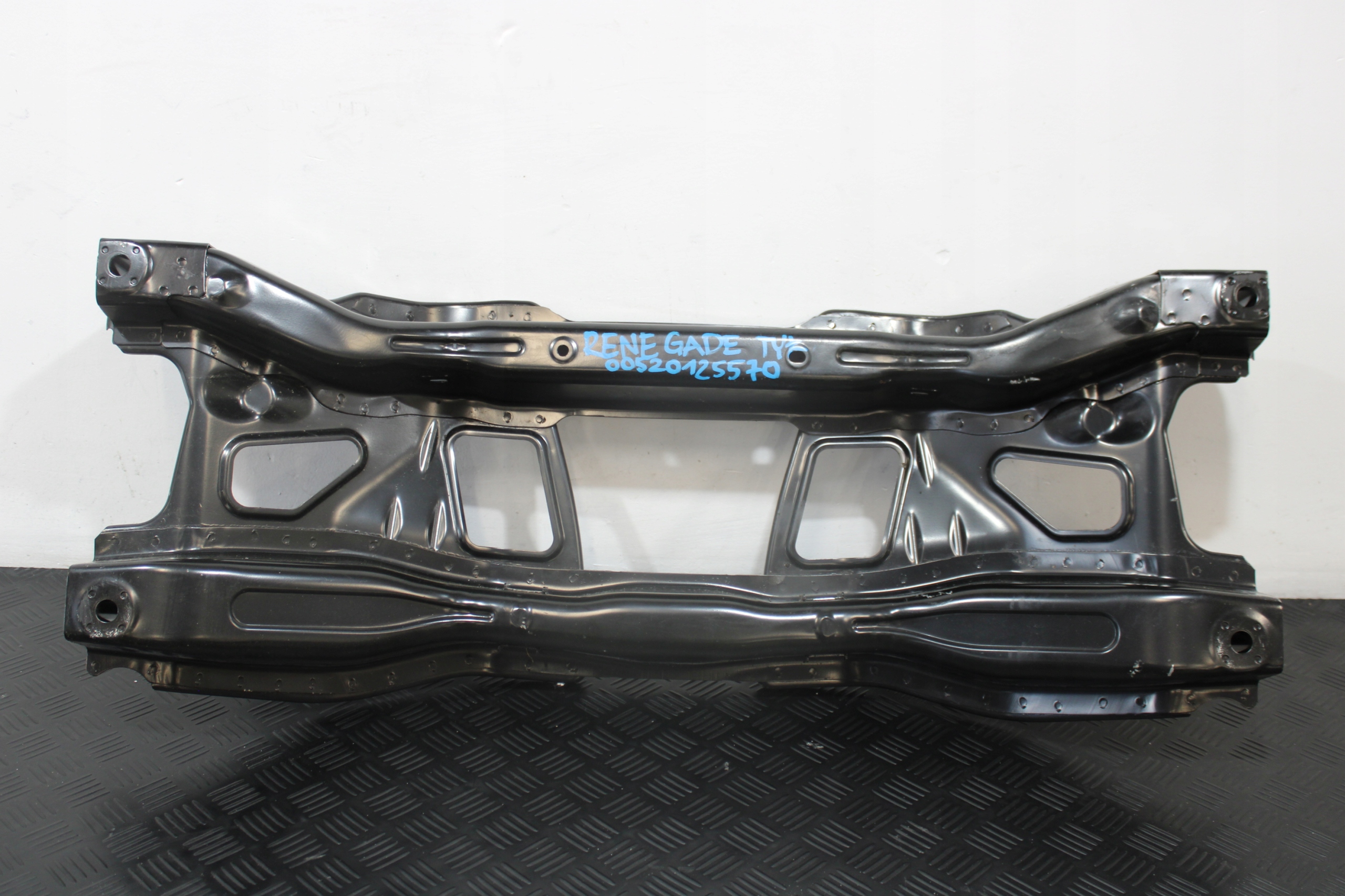 axle beam subframe axle beam rear part 00520125570 JEEP RENEGADE